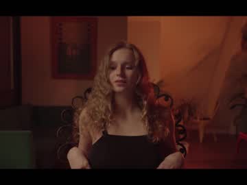 cam girl porn chillwithkira image #1389211