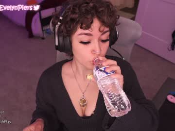 cam girl porn evelynpiers image #2425456