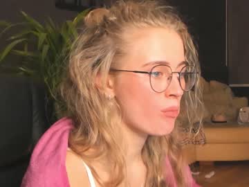 cam girl porn linellali image #2851859