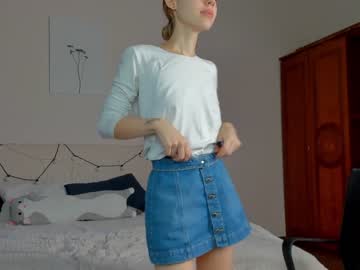 cam girl porn asemiluna image #285783