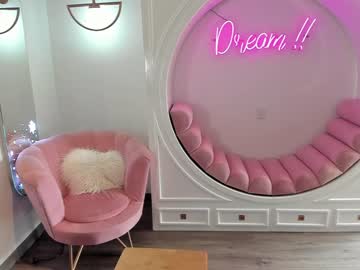 cam girl porn ashlyeroberts1 image #3045520