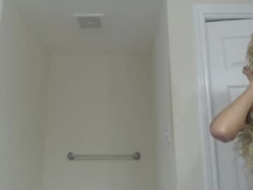 cam tranny porn bigdicktrannynicole image #99070