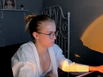 cam girl porn linellali image #2464113