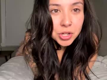 Cam for juicy_latina96
