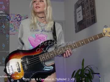 cam girl porn petitebrat image #6594641