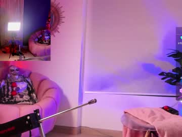 cam girl porn lau__1 image #5447366