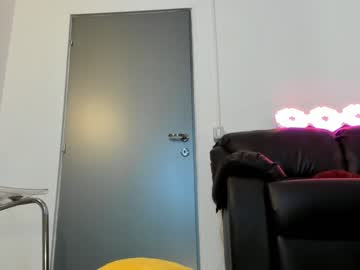 cam girl porn hotfallingdevil image #540292