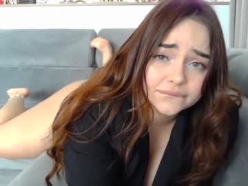 cam girl porn innocentxdoll19 image #1753156