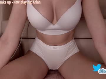 cam girl porn hollyextra image #697982
