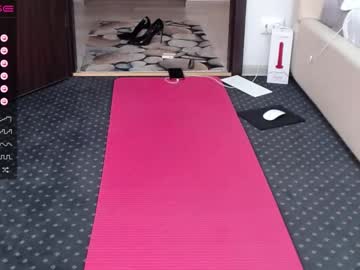cam girl porn carmela_fox image #4867788