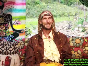 cam couple porn honeyand_thebear image #218426
