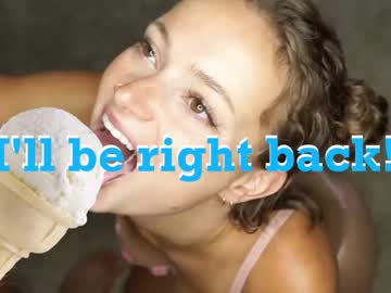 cam girl porn magsatnight image #5696828