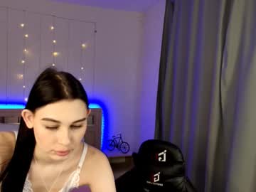 cam girl porn kiirahoney image #7056703