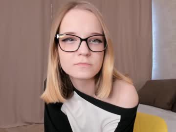 cam girl porn vikinikie image #4159323