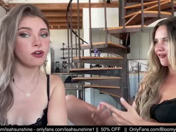 cam girl porn bloomyogi image #5638040