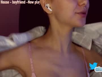 cam girl porn hollyextra image #2157030
