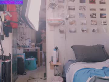 cam girl porn chroniclove image #2517523