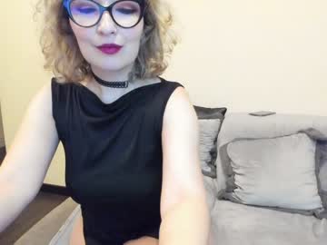 cam girl porn emilymilf__ image #3544396