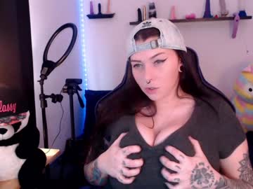cam girl porn bigtittedtattedlesbian image #3161150