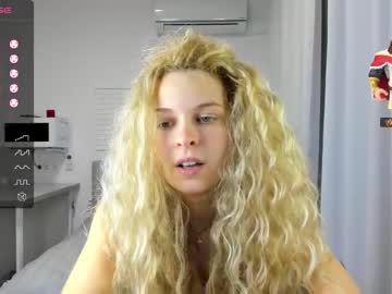 cam girl porn mila_martella2004 image #5220361
