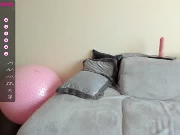 cam girl porn emilymilf__ image #4303109