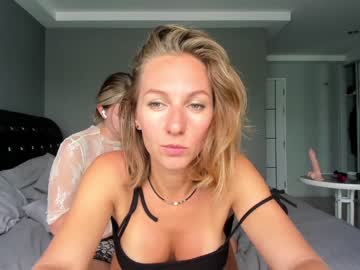 cam couple porn mrs_kiss_vhs image #4122601