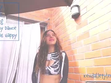 cam couple porn kendalltyler image #425751