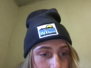 cam girl porn beaniegee image #5716401