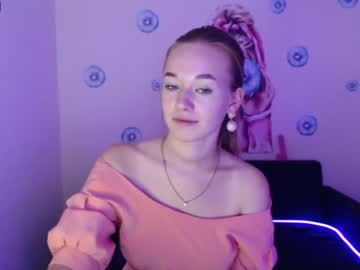 Cam for little_bee454