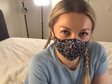cam girl porn blondehottiek image #5708997