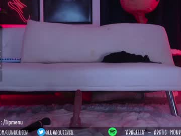 cam girl porn lunaqueeeen image #2947592