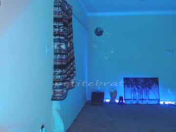 cam girl porn petitebrat image #156478