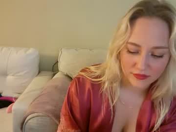 cam girl porn goddessmayvn image #4345021
