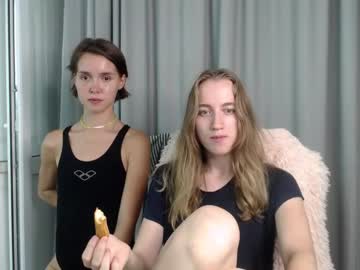 cam girl porn nearsaturn image #2475149