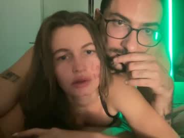 cam couple porn deepfeelit1000 image #1483667