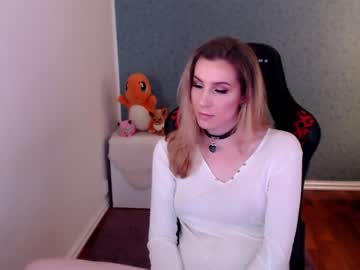 cam tranny porn eviefrost image #4063585
