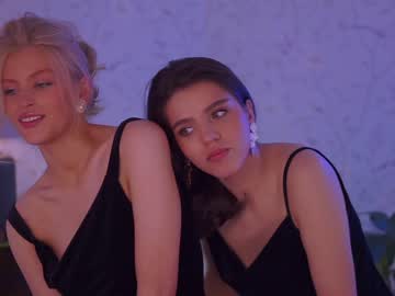 cam girl porn _2strangers image #1478201