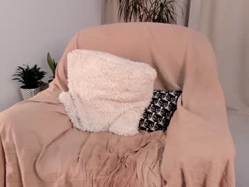 cam girl porn kiss__it__better image #23317
