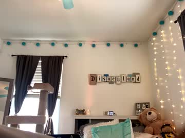 cam couple porn fuckitmaskedon image #4000299