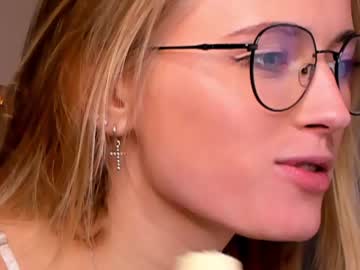 cam girl porn linellali image #2688515