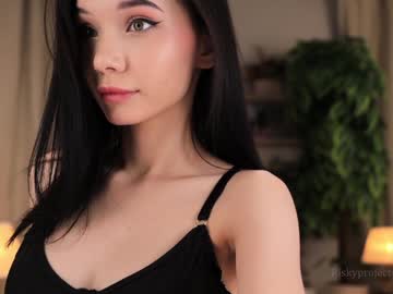 cam girl porn riskyproject image #6596062
