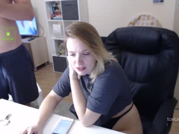 cam couple porn toxicapplecake image #537717