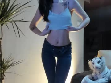 cam girl porn sofiaandwonderland image #2064176