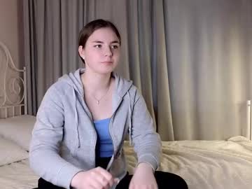 Cam for on_the_soft_pillow