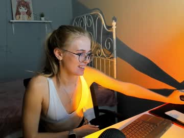 cam girl porn linellali image #2477320