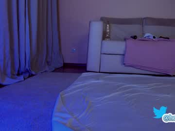 cam girl porn hollyextra image #3010488