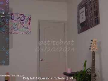 cam girl porn petitebrat image #6607332