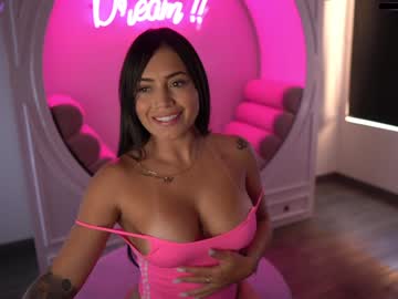 cam girl porn ashlyeroberts1 image #1028272