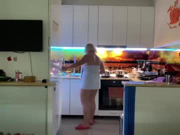 cam girl porn kiradivine image #5333577