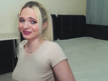 cam couple porn suckerbaby19 image #3176668